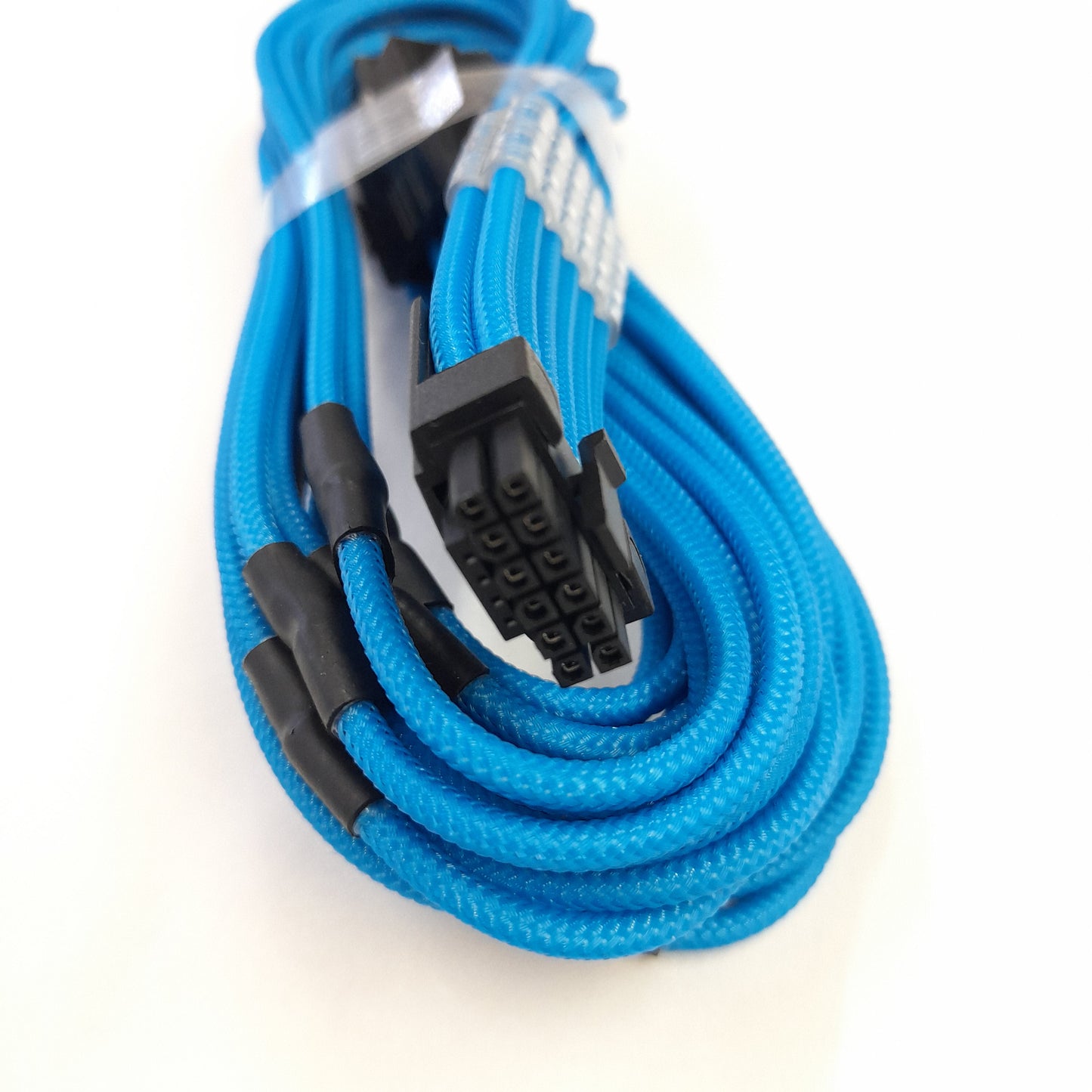 Kit de extensión de cable Cablemod Pro 12VHPWR(Light Blue, 16-pin to Triple 8-pin)