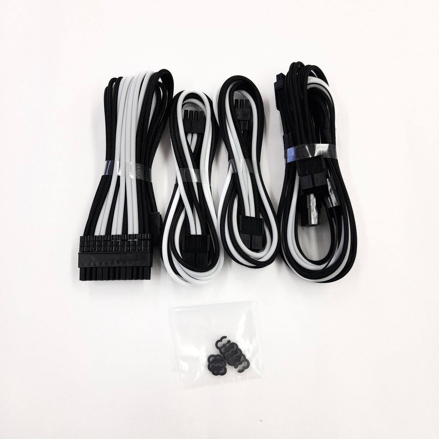 Kit de extensión de cable Cablemod Pro 12VHPWR (Black + White, 16-pin to Triple 8-pin)